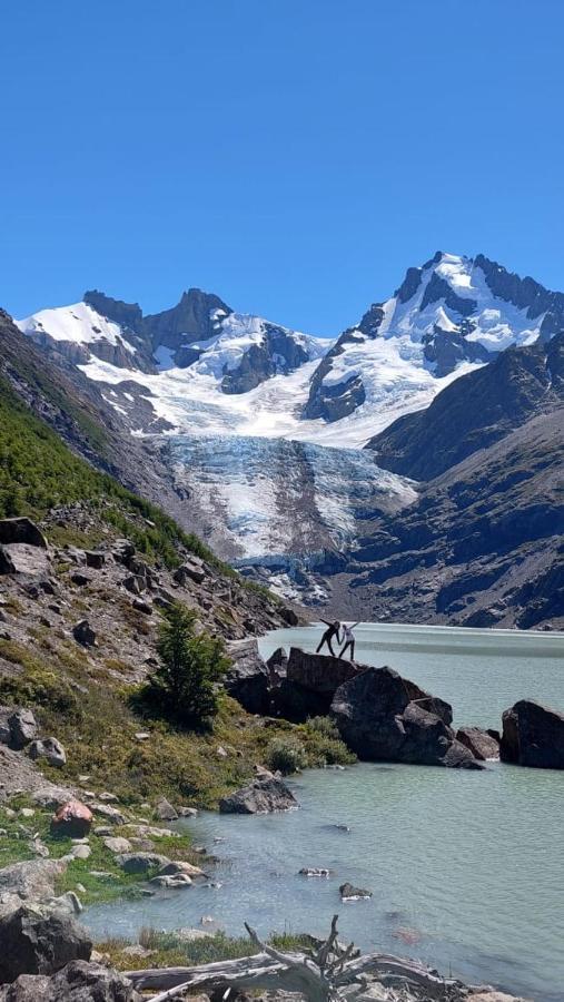 Refugio De Glaciares Hotel El Chalten Buitenkant foto